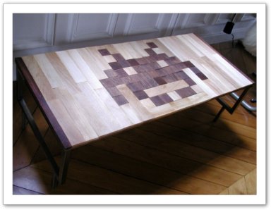 Table des annes 70 revisite Space Invaders