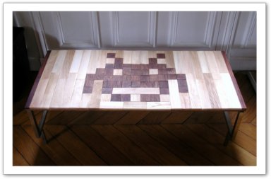 Table des annes 70 revisite Space Invaders