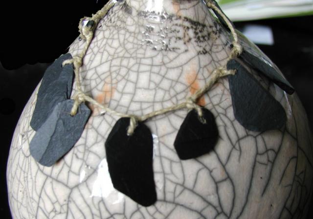 Bracelet en ardoise naturelle et lin gamme Essentiels, bijoux Sylkoan cration