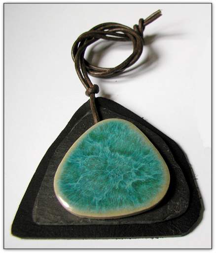Collier en ardoise Design made in Terre